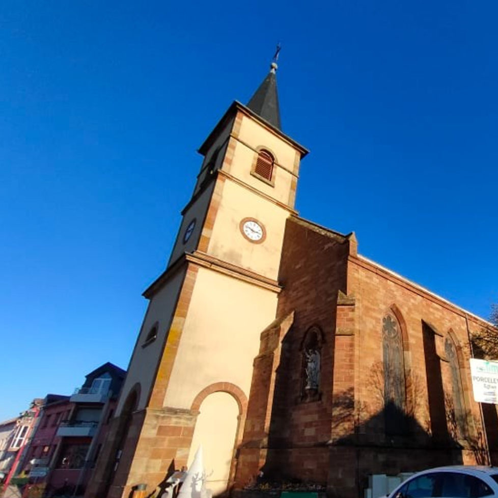 Église-De-La-Croix-Glorieuse-de-Porcelette